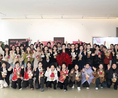 綻放她力量 閃耀女神節｜洛陽開元集團三八節儀式感拉滿